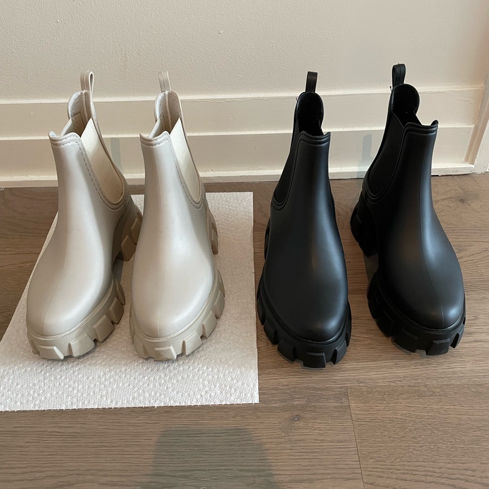 Jeffrey Campbell Platform Lug Sole Chelsea Rain Boots BEIGE AND BLACK